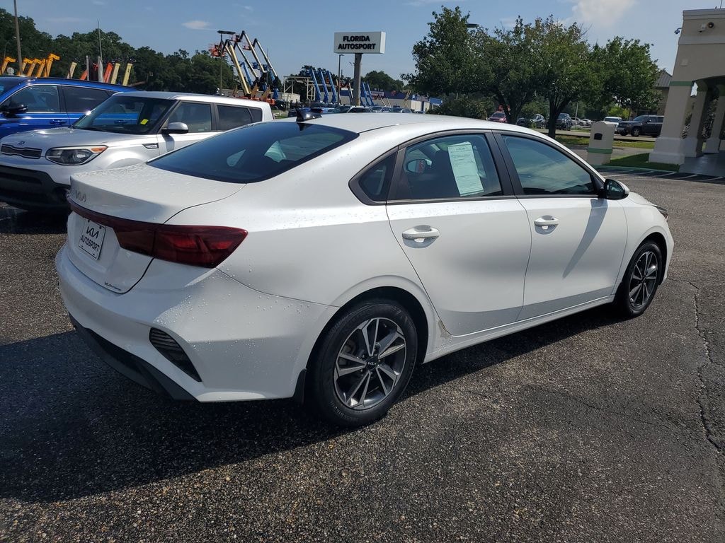 Used 2023 Kia Forte LXS Sedan