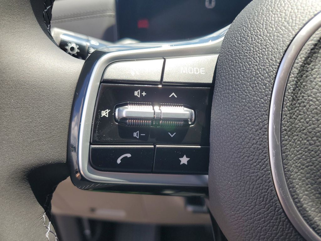 2026 Kia Carnival LXS - Photo 11
