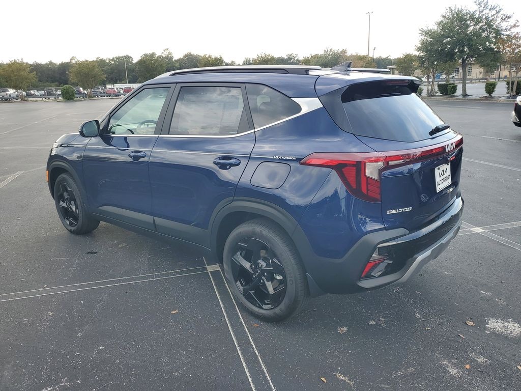 New 2026 Kia Seltos EX SUV