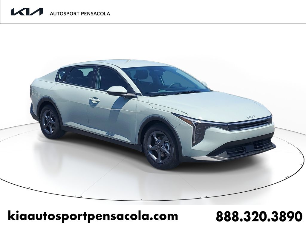 2026 Kia K4 LXS AT's photo