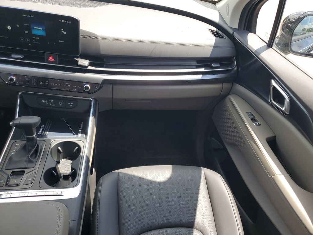 2026 Kia Carnival LXS - Photo 26