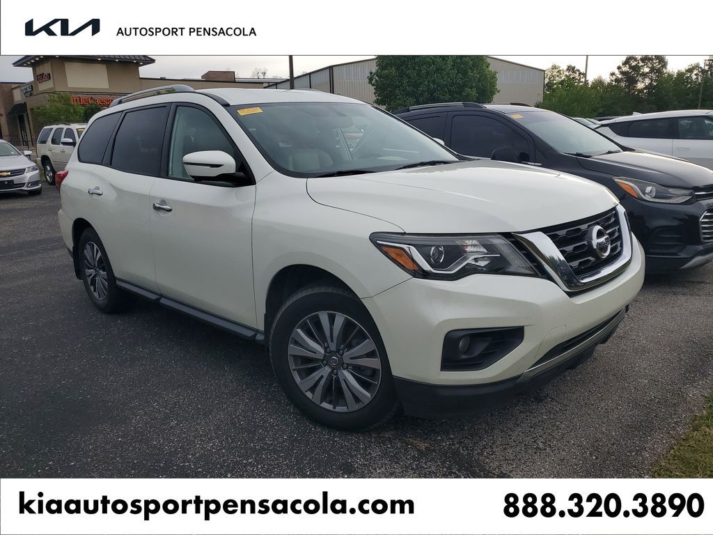 2020 Nissan Pathfinder SL