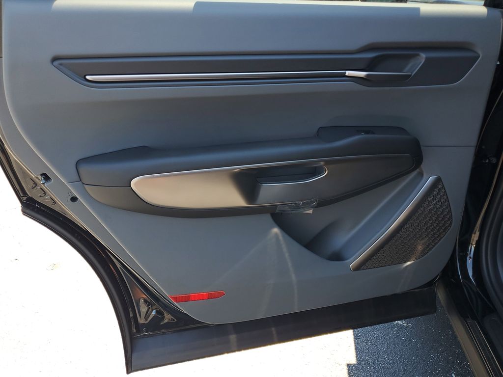 2026 Kia EV9 Light L/R - Photo 25