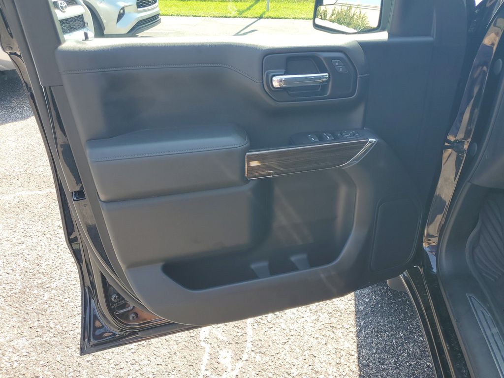 2022 Chevrolet Silverado 1500 Limited RST - Photo 8