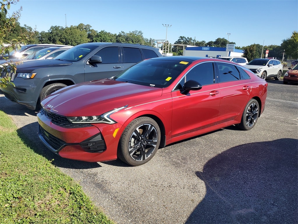 2023 Kia K5 GT-Line photo 2