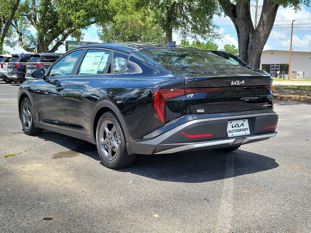 New 2026 Kia K4 LXS Sedan
