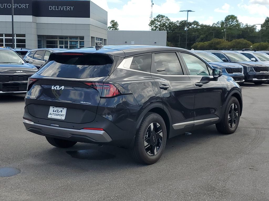 New 2026 Kia Sportage LX SUV