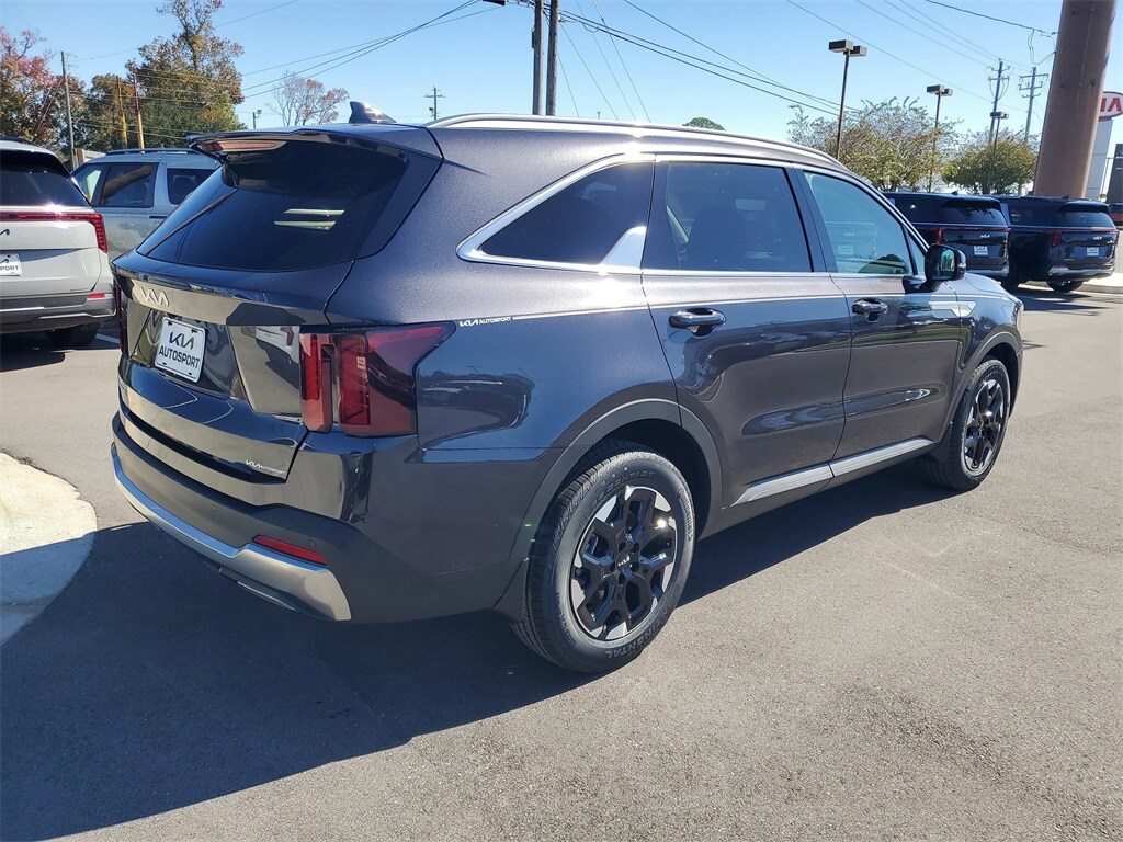 2026 Kia Sorento S photo 4