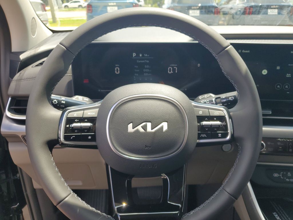 2026 Kia Carnival LXS - Photo 10