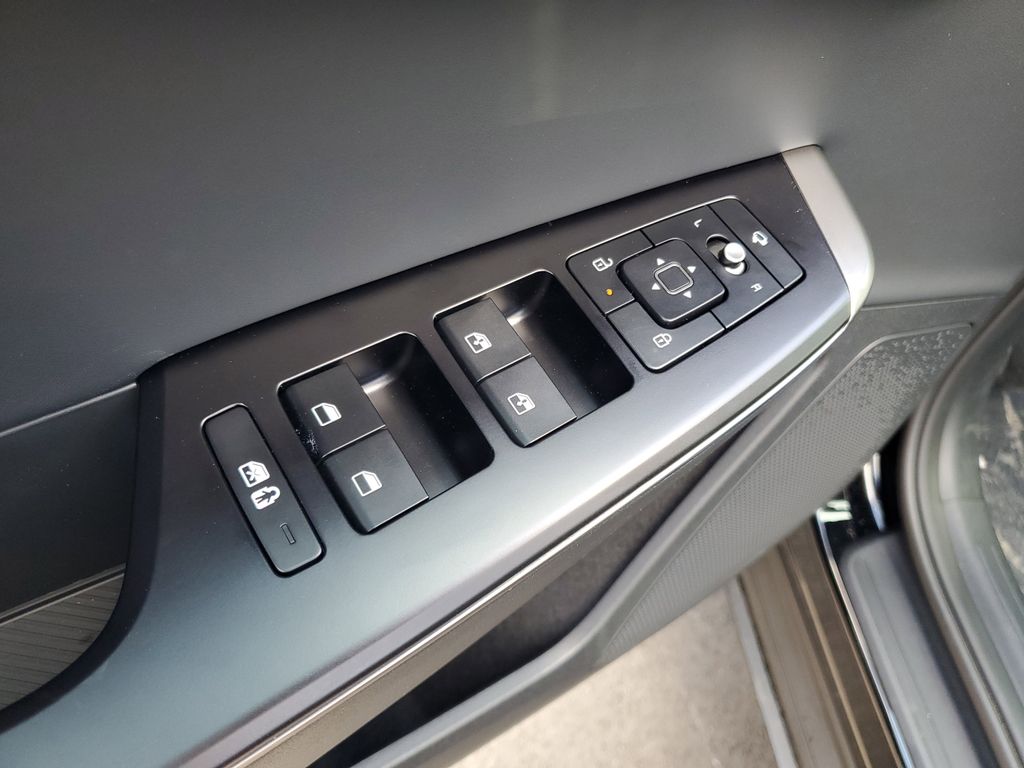 2025 Kia EV6 Light L/R - Photo 9