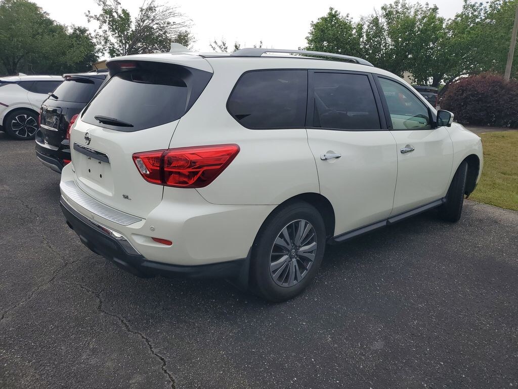 Used 2020 Nissan Pathfinder SL SUV