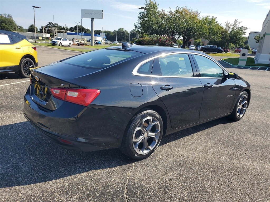 2024 Chevrolet Malibu 1LT photo 4
