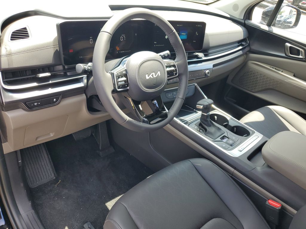 2026 Kia Carnival LXS - Photo 6