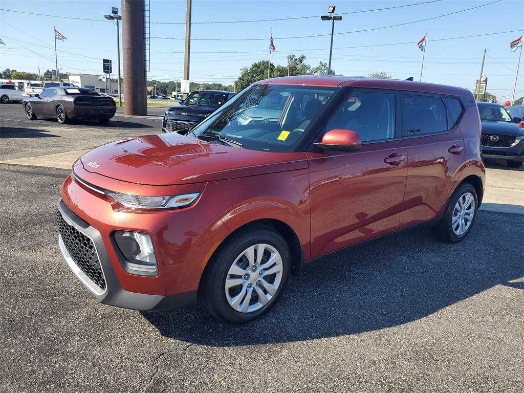 Used 2022 Kia Soul LX Hatchback