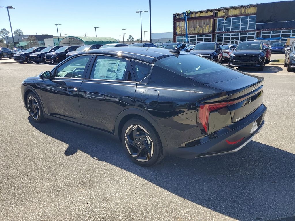 New 2026 Kia K4 EX Sedan