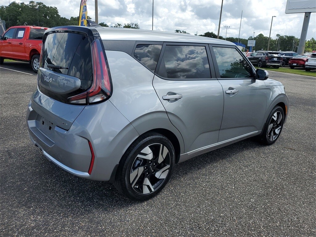 2025 Kia Soul GT-Line photo 4