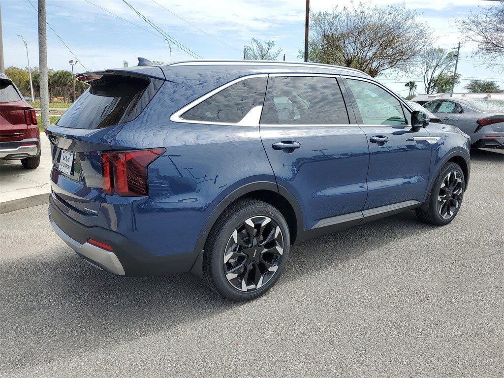 2025 Kia Sorento SX photo 4