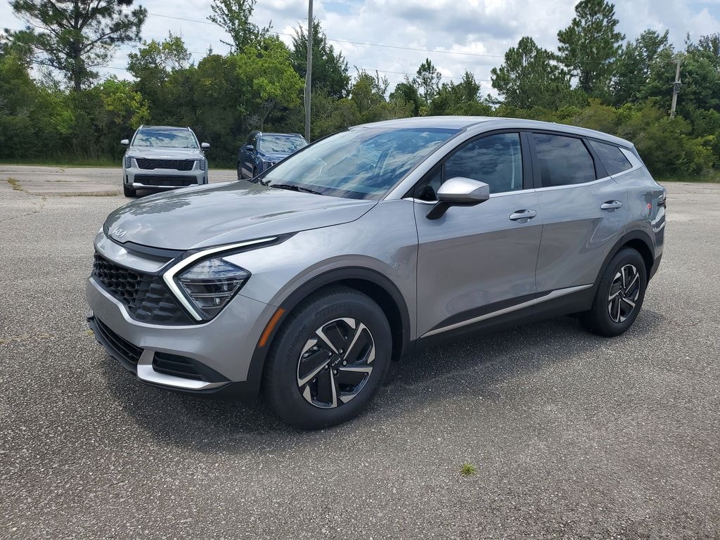 New 2025 Kia Sportage Hybrid LX SUV