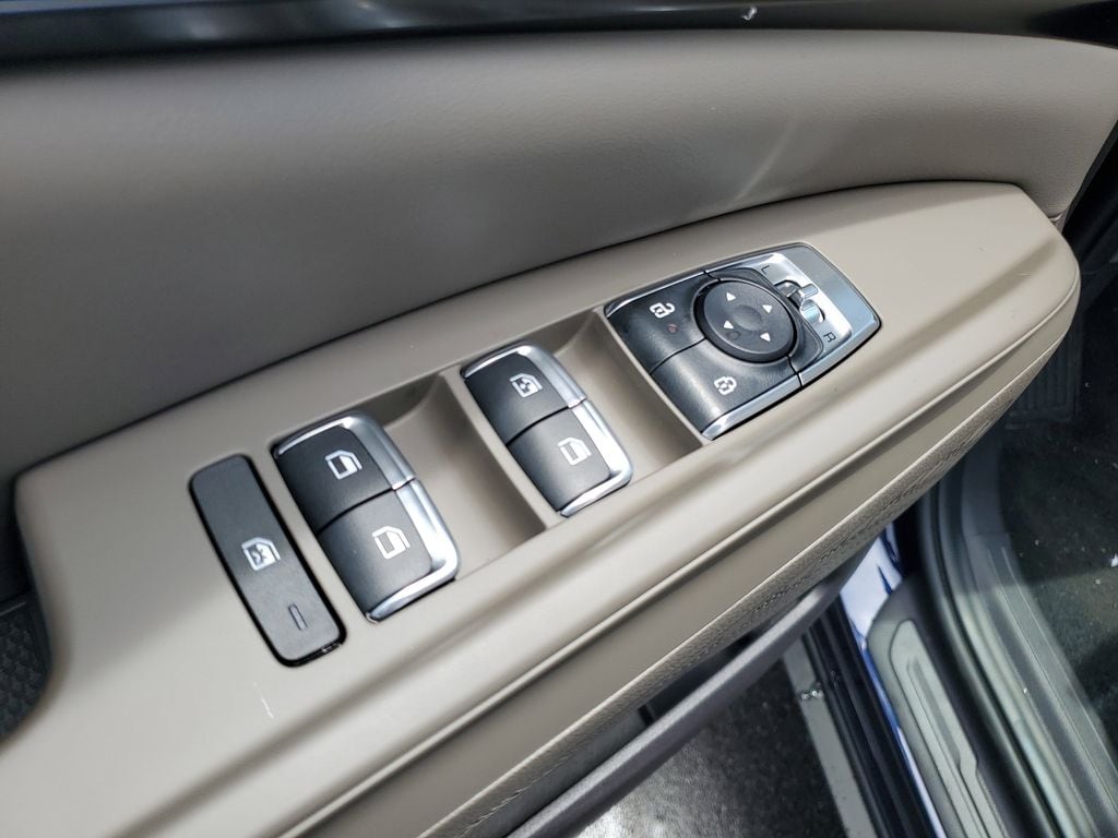 2026 Kia Carnival LXS - Photo 9