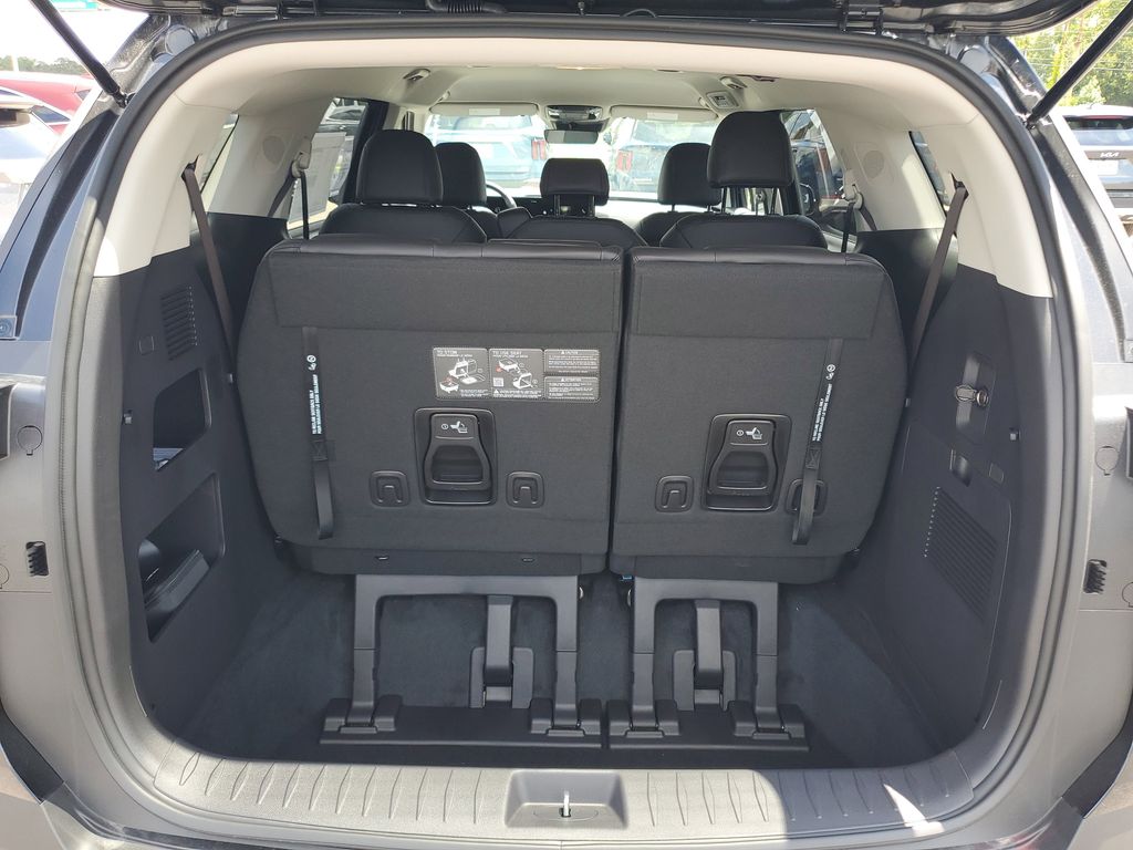 2026 Kia Carnival LXS - Photo 28