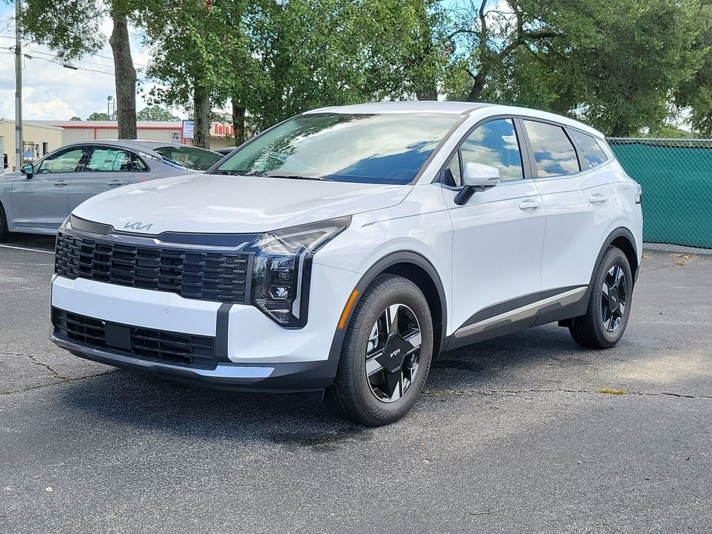 New 2026 Kia Sportage LX SUV