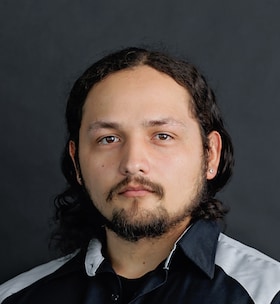 Staff member Edgar Murillo from ID_86a72e86cb4b
