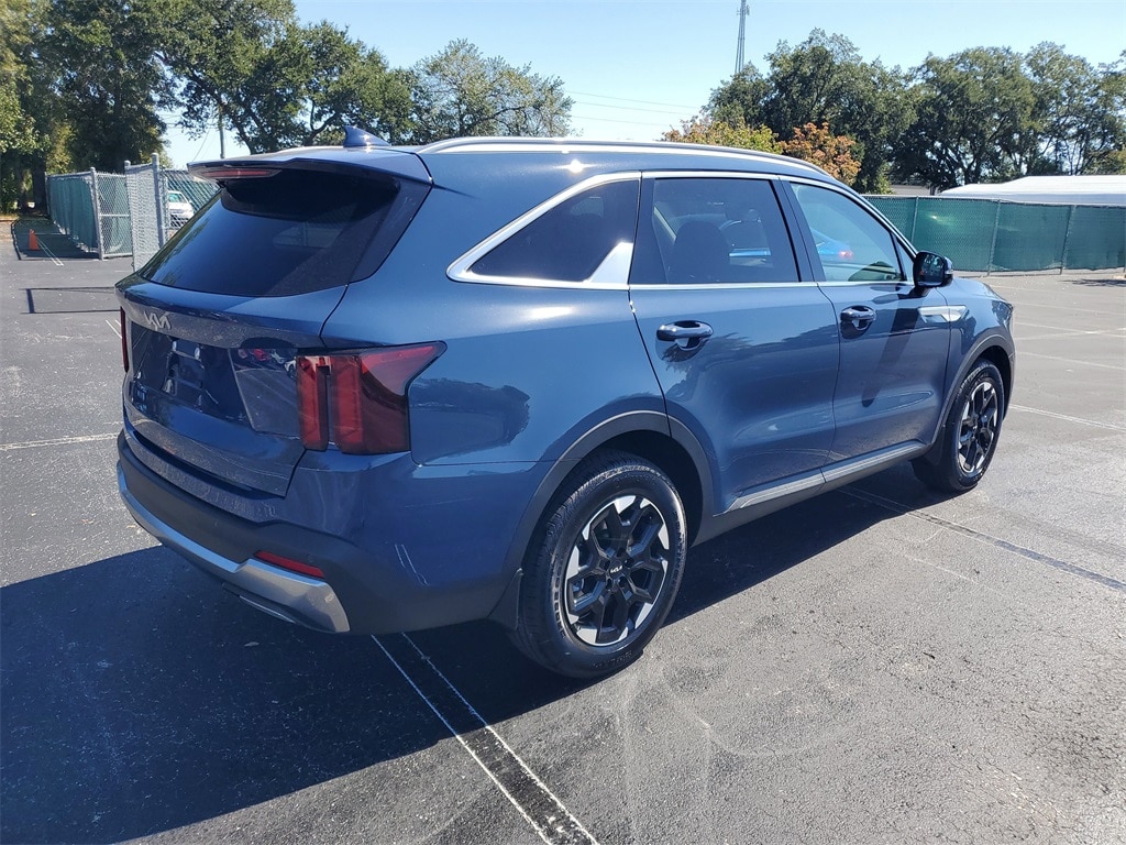 New 2026 Kia Sorento S SUV