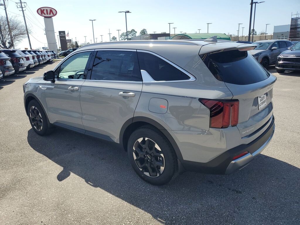 New 2026 Kia Sorento S SUV