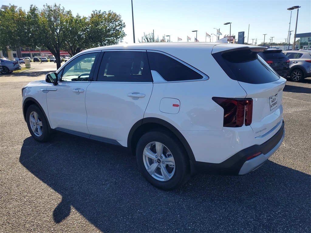 New 2026 Kia Sorento LX SUV