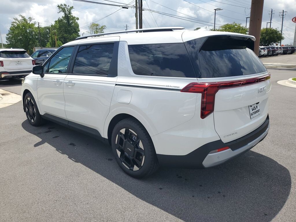 New 2026 Kia Carnival EX Minivan/Van