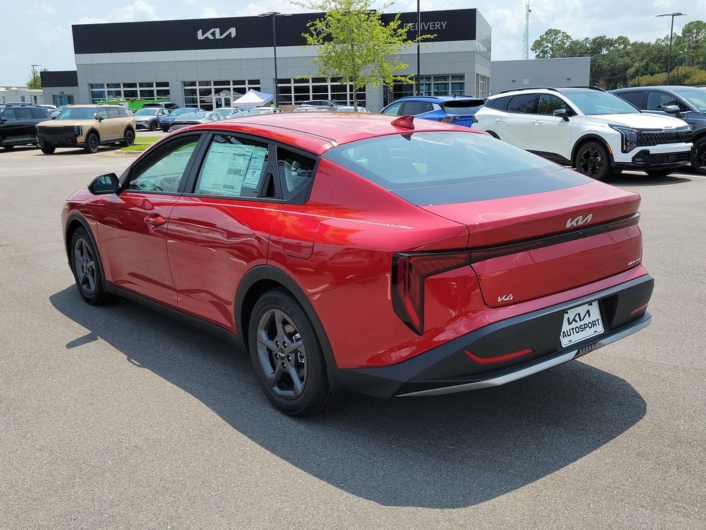 New 2026 Kia K4 LXS Sedan