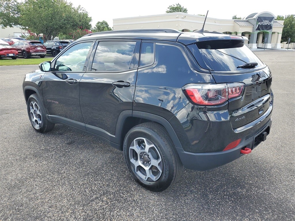 2022 Jeep Compass Trailhawk photo 3