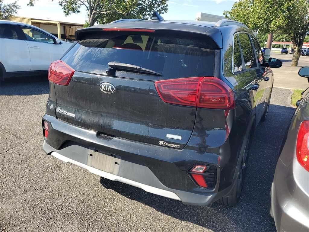 2020 Kia Niro Touring photo 2