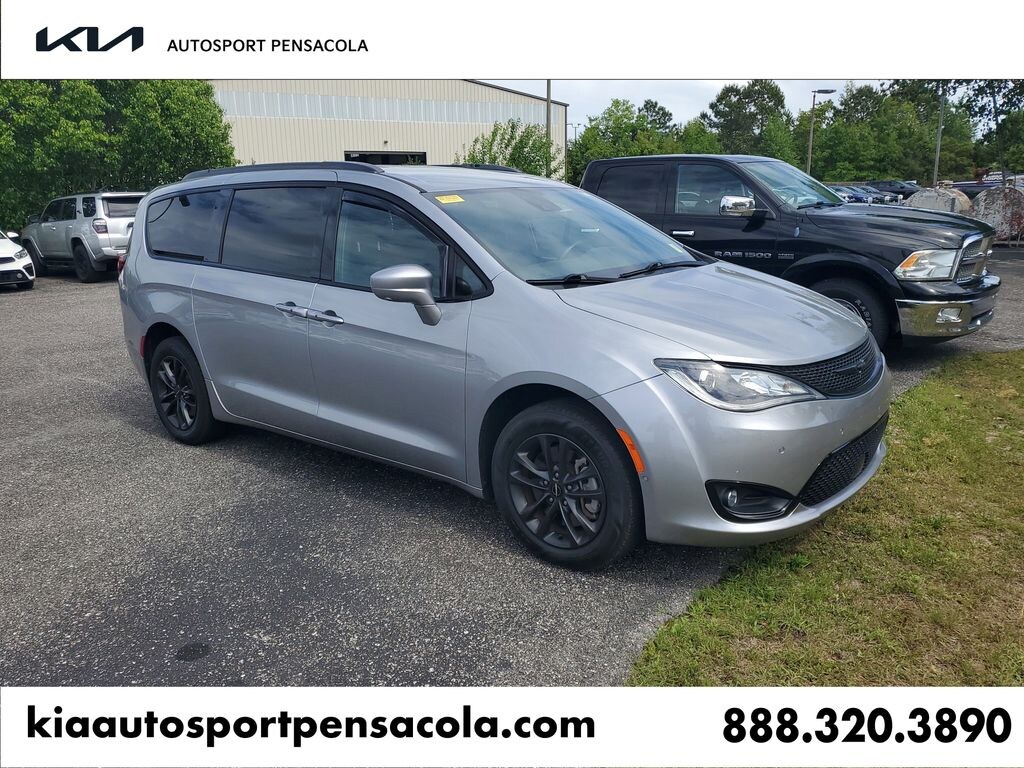 Used 2020 Chrysler Pacifica Launch Edition Minivan/Van