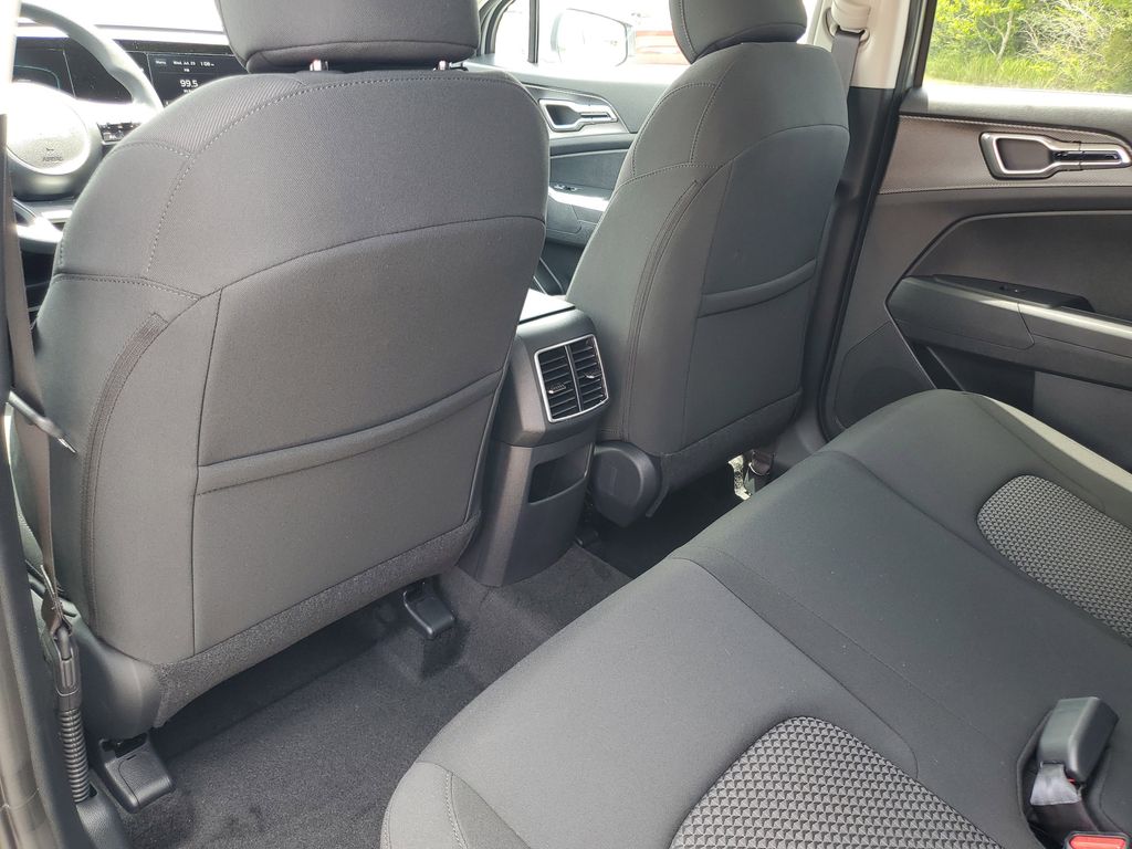2025 Kia Sportage LX Hybrid - Photo 21