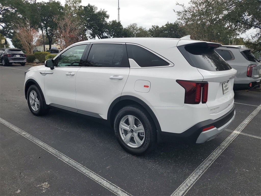 New 2026 Kia Sorento LX SUV