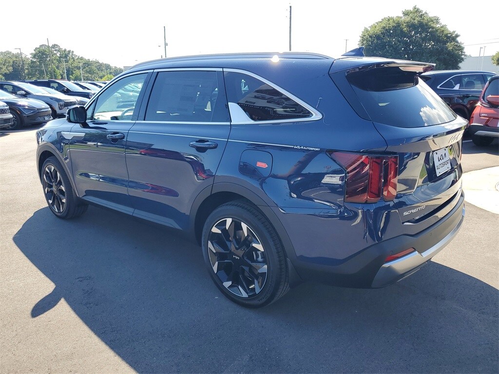 2025 Kia Sorento EX photo 2