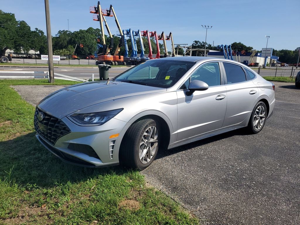 Used 2021 Hyundai Sonata SEL Sedan
