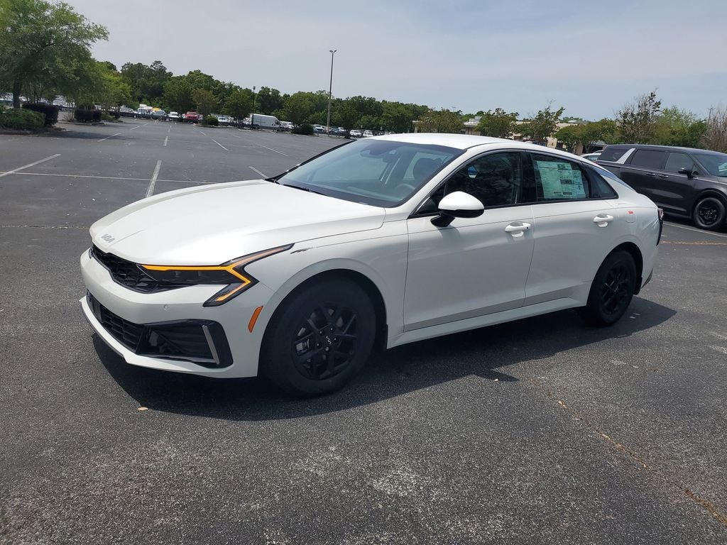 New 2026 Kia K5 LXS Sedan