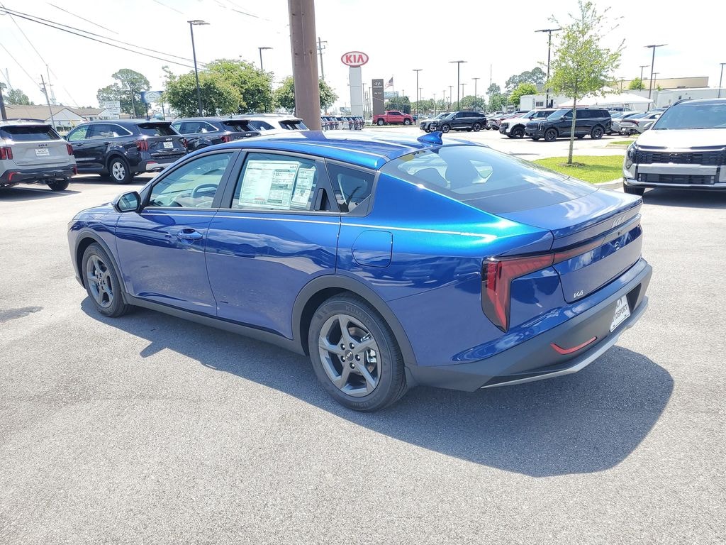 New 2026 Kia K4 LXS Sedan