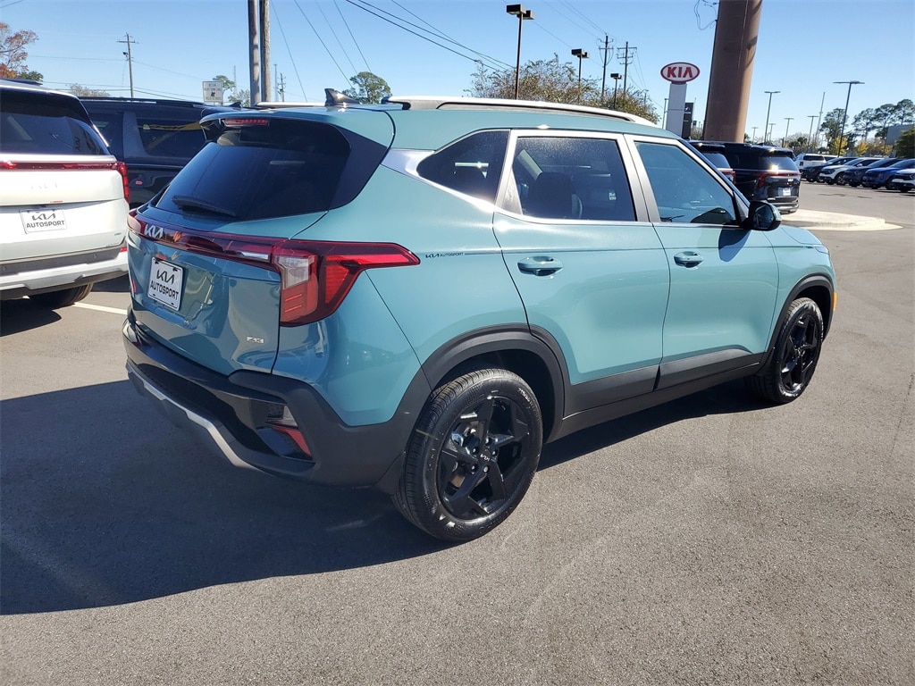 New 2026 Kia Seltos EX SUV