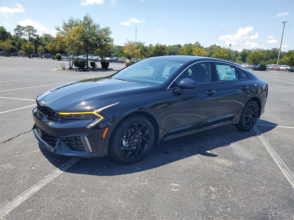 2026 Kia K5 GT-Line photo 2
