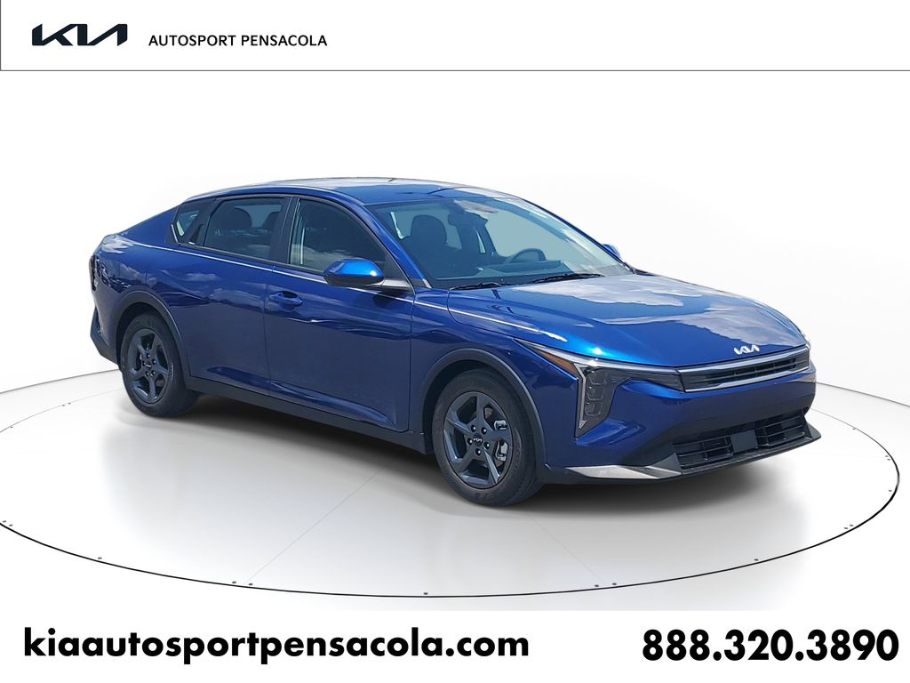 2026 Kia K4 LXS AT's photo