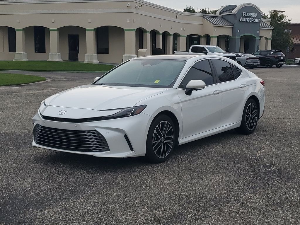 Used 2025 Toyota Camry XLE Sedan