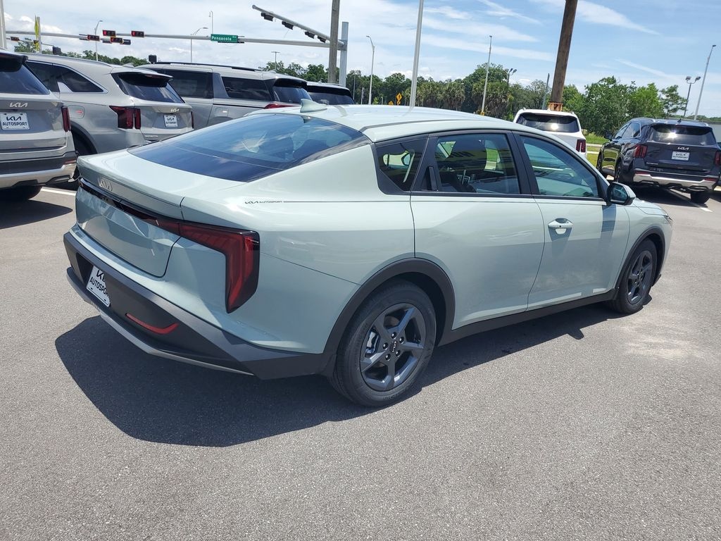New 2026 Kia K4 LXS Sedan