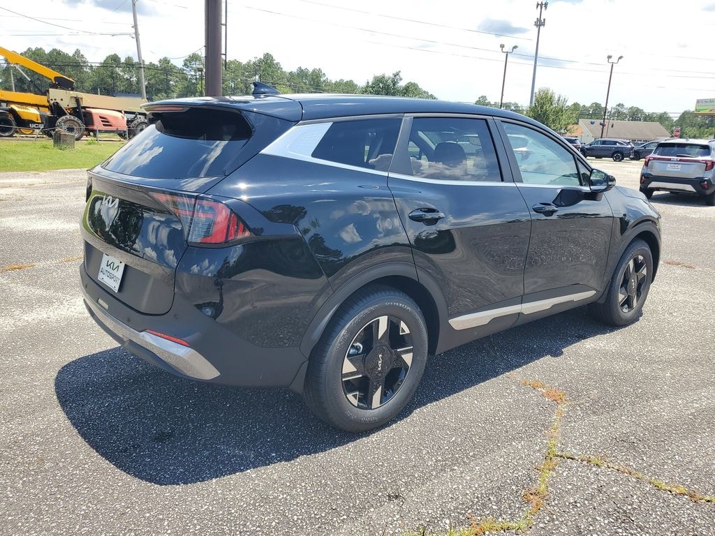 New 2026 Kia Sportage LX SUV