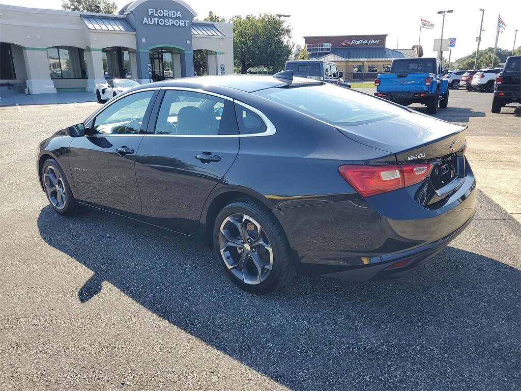 2023 Chevrolet Malibu 1LT photo 3