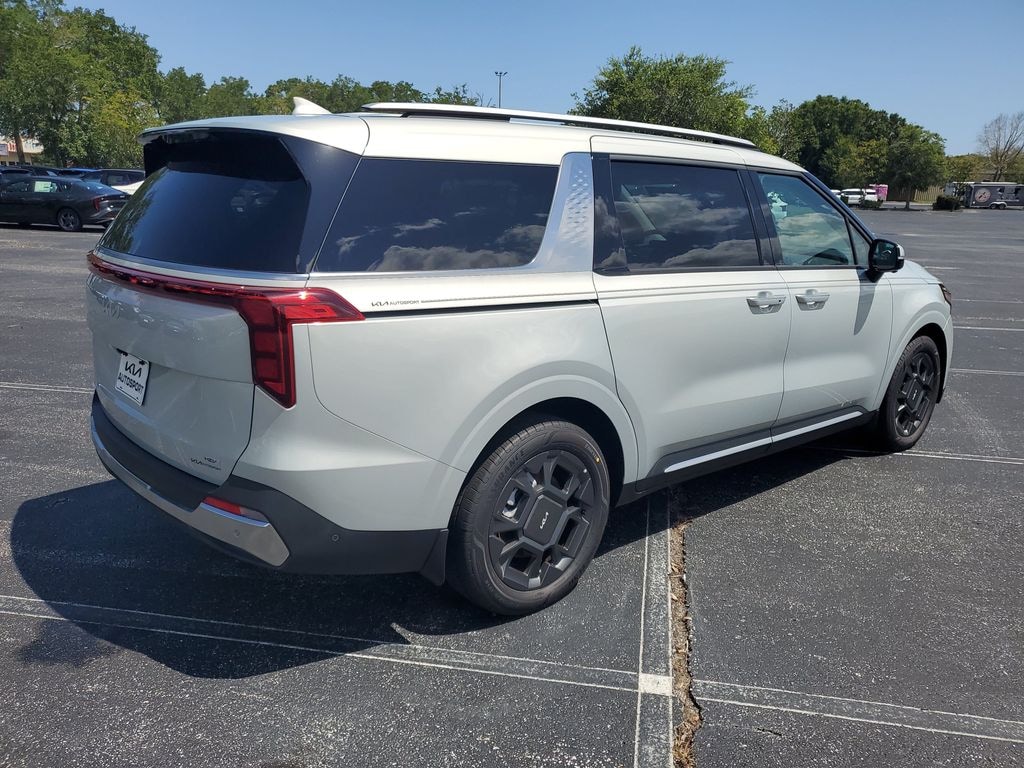 New 2026 Kia Carnival Hybrid SX Minivan/Van