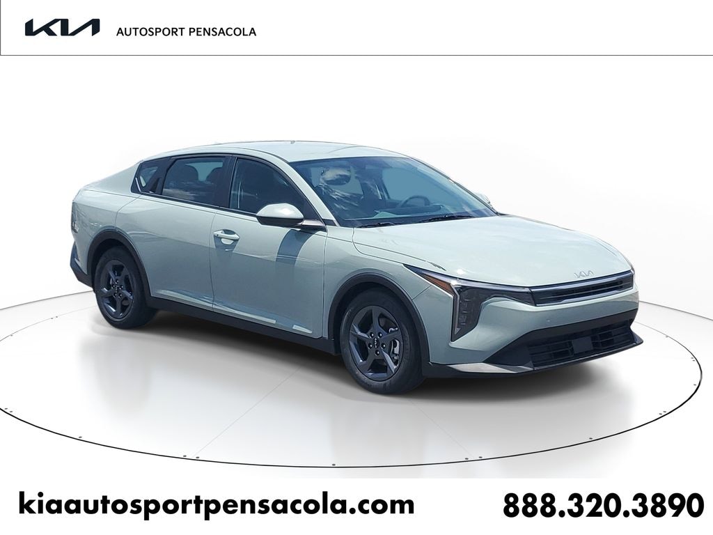 New 2026 Kia K4 LXS Sedan