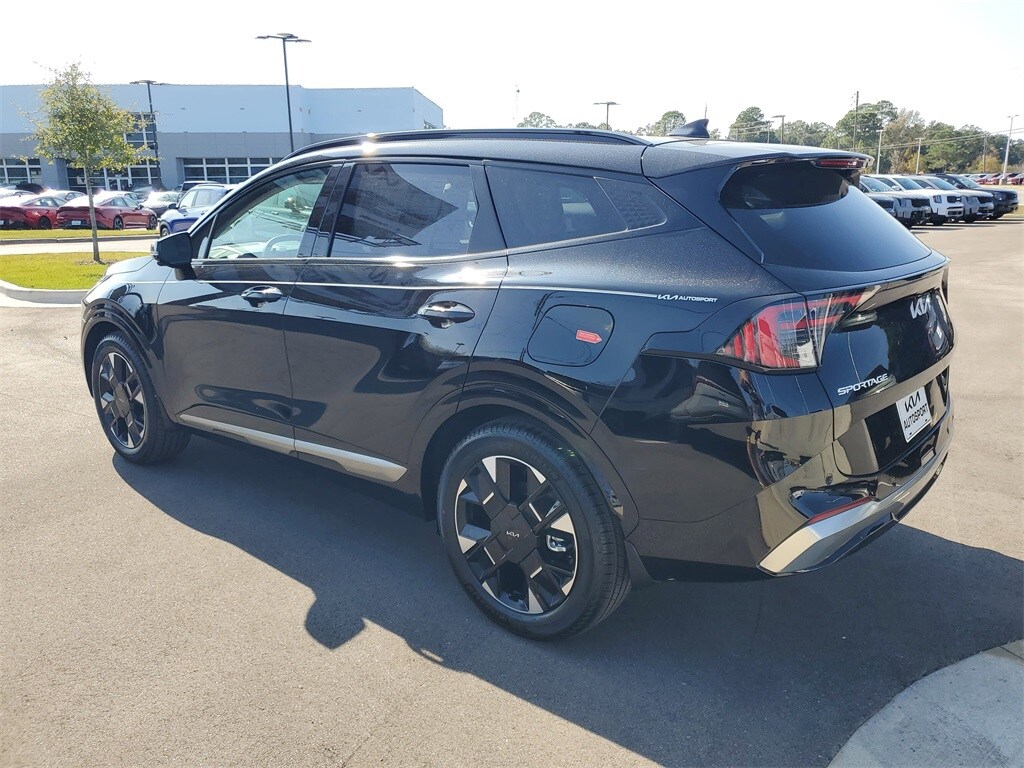 2026 Kia Sportage photo 3